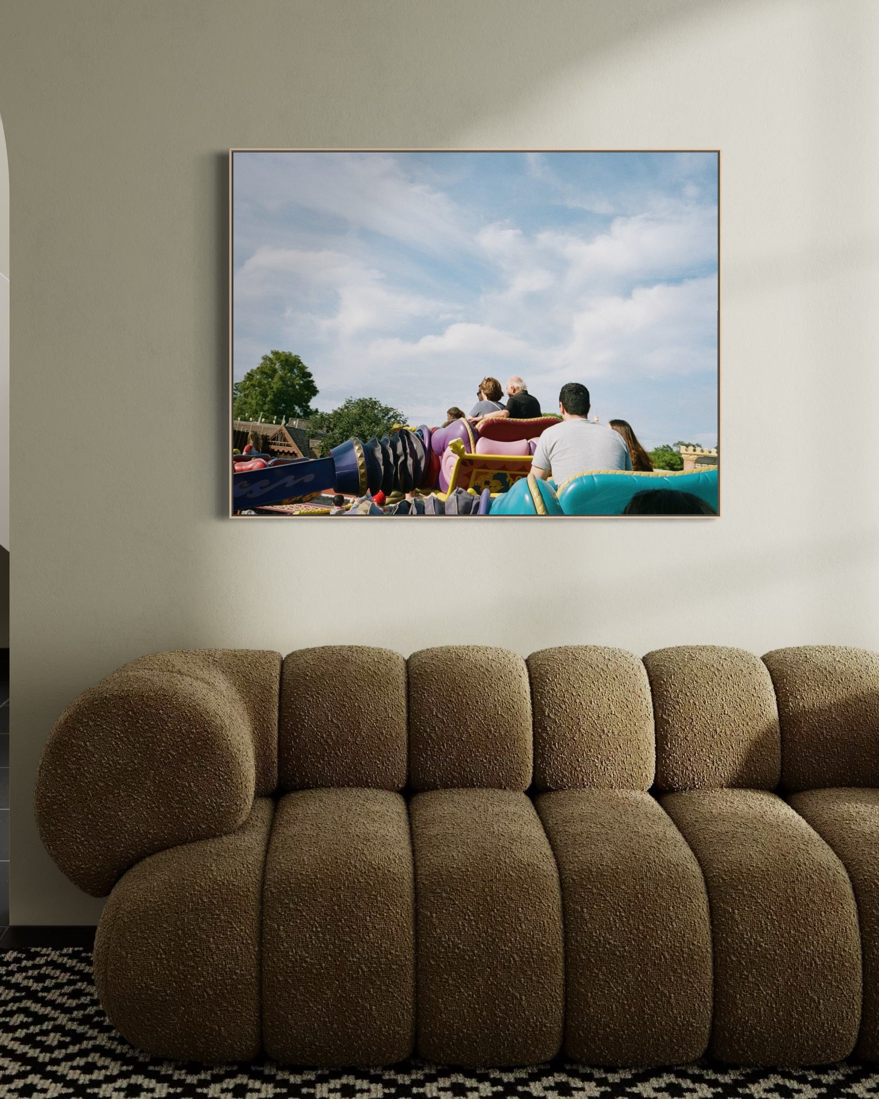 This House is a Circus, 2018